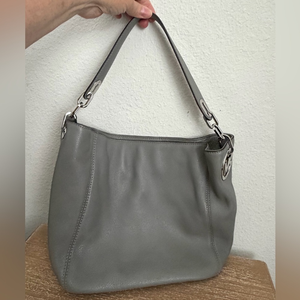 Michael Kors Fulton Gray Pebbled Leather Slouchy Shoulder Bag Purse Silver Logo